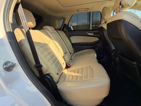 Used 2016 Ford Edge SEL w/ Equipment Group 201A image 17