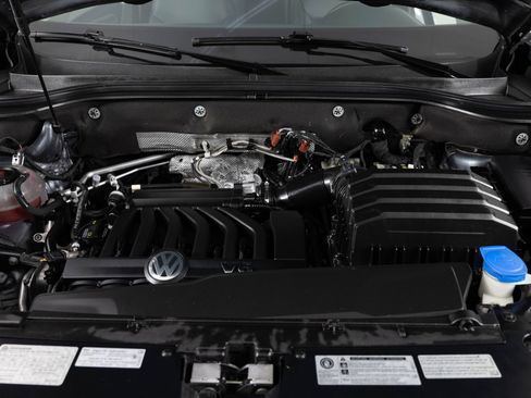Used 2019 Volkswagen Atlas SEL R-Line AWD/4WD image 46
