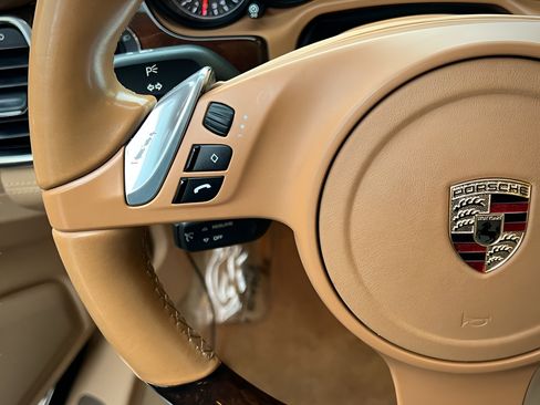 Used 2012 Porsche Panamera AWD/4WD image 57