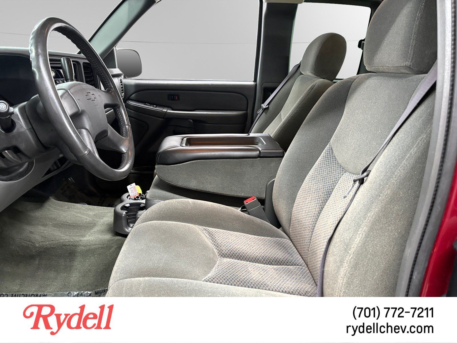 Used 2004 Chevrolet Silverado 1500 LS w/ Light Duty Power Package AWD/4WD image 10