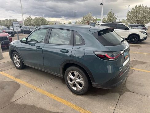 Used 2025 Honda HR-V LX image 7