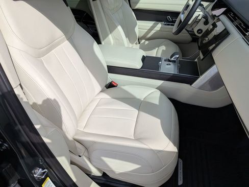 Used 2024 Land Rover Range Rover SE image 32