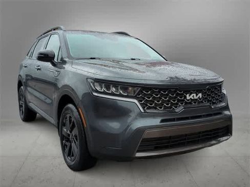 Used 2022 Kia Sorento S image 2