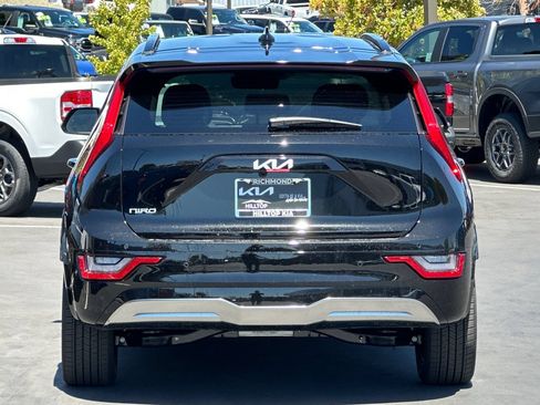 New 2026 Kia Niro Wave FWD image 5