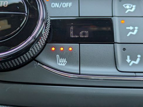 Used 2025 Buick Envista Preferred w/ Convenience I Package image 23