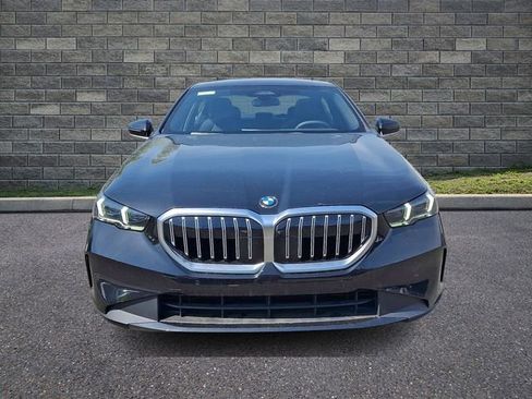 New 2026 BMW 530i xDrive w/ Premium Package AWD/4WD image 2