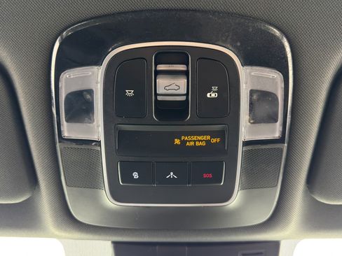 Used 2022 Hyundai Sonata SEL Plus w/ Preferred Accessory Package image 31