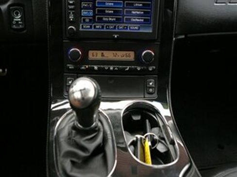Used 2008 Chevrolet Corvette Convertible w/ Preferred Equipment Group RWD image 27