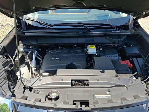 Certified 2023 Nissan Pathfinder Platinum AWD/4WD image 32
