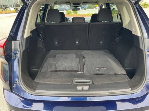 Used 2026 Nissan Rogue SV AWD/4WD image 9