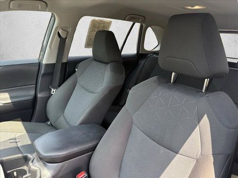 Certified 2025 Toyota RAV4 XLE AWD/4WD image 20