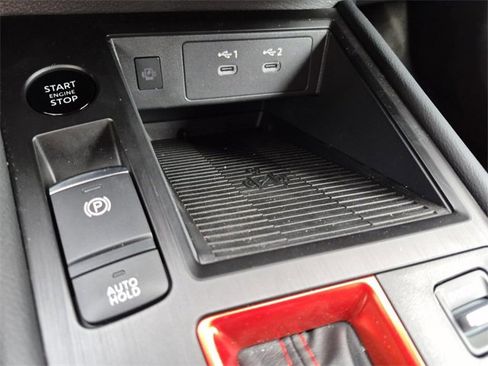 New 2025 Nissan Kicks SR image 16