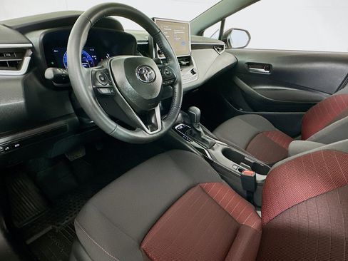 Used 2026 Toyota Corolla SE image 7