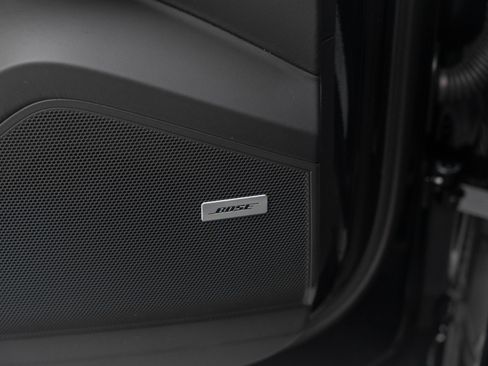 New 2026 Porsche Cayenne image 22