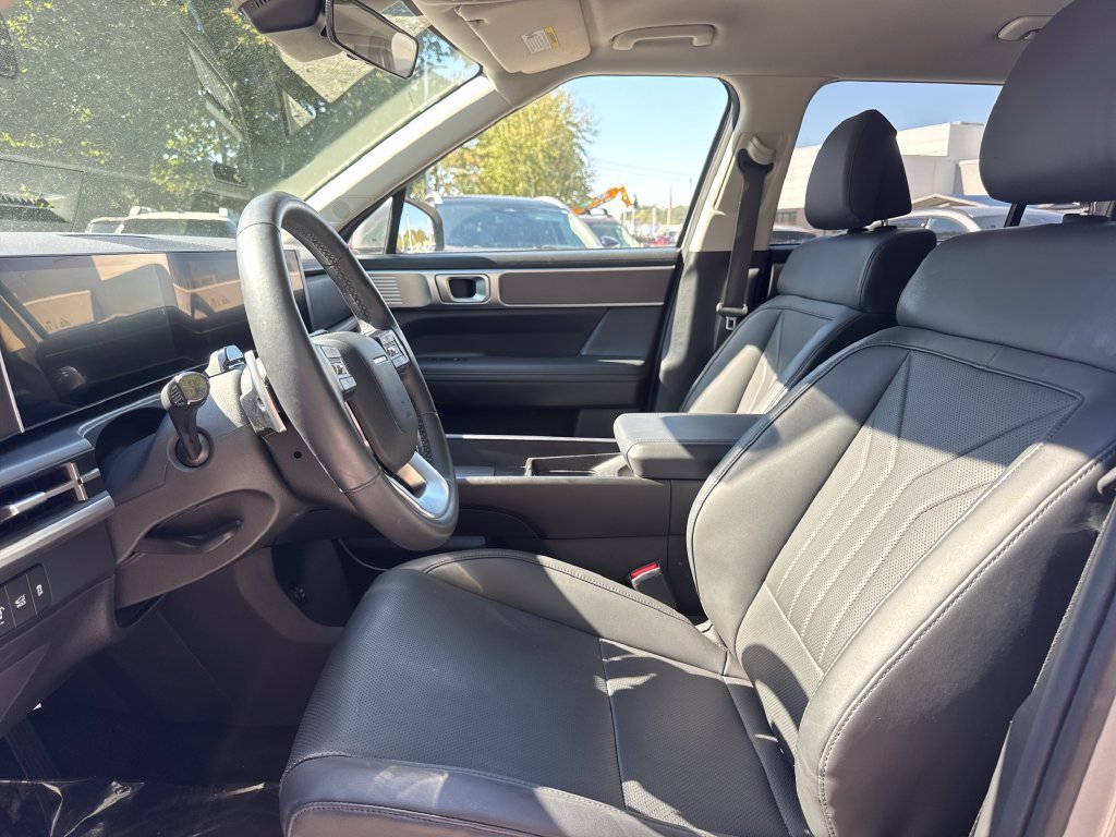 Used 2026 Hyundai Santa Fe SEL FWD image 13