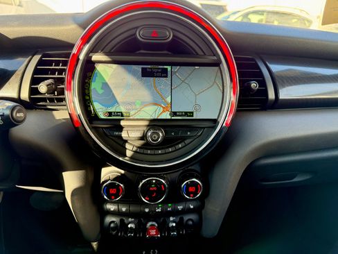 Used 2014 MINI Cooper 2-Door Hardtop image 22