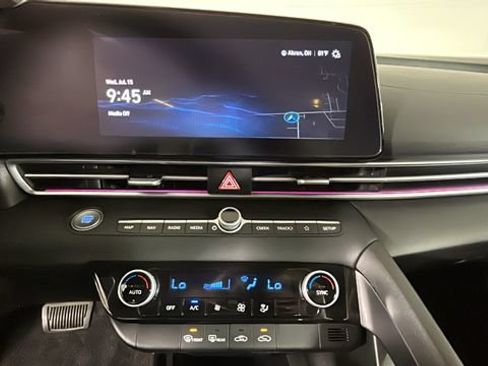 Certified 2024 Hyundai Elantra SEL FWD image 23