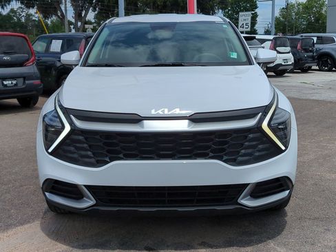 Used 2025 Kia Sportage LX FWD image 9