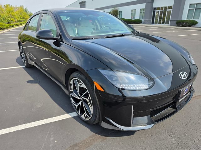 Used 2023 Hyundai Ioniq 6 SEL AWD/4WD image 16