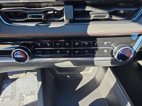 New 2026 Chevrolet Equinox RS w/ Convenience Package III image 17