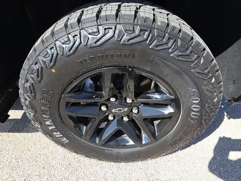 New 2026 Chevrolet Silverado 1500 LT Trail Boss w/ Convenience Package II image 11