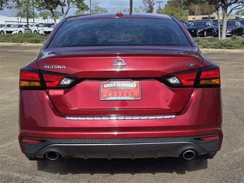 Used 2021 Nissan Altima 2.5 SR image 4