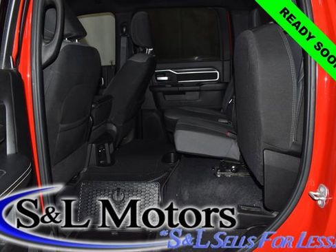 Used 2024 RAM 2500 Big Horn image 30