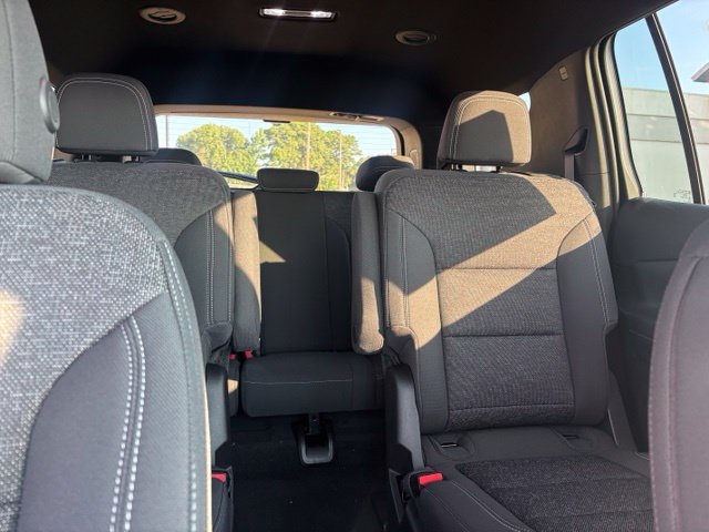 New 2027 Chevrolet Traverse LT w/ Enhanced Driving Package FWD image 15