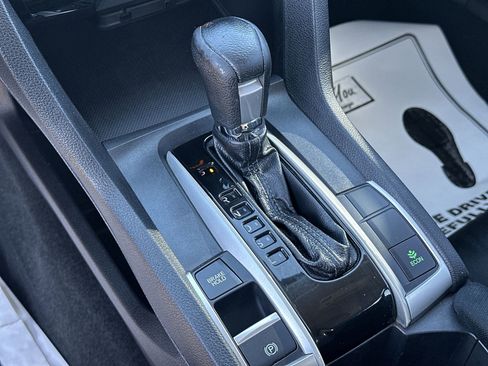 Used 2018 Honda Civic EX image 20
