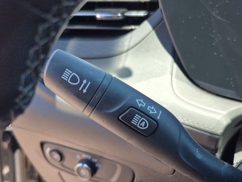 Used 2024 Buick Encore GX Preferred FWD image 33