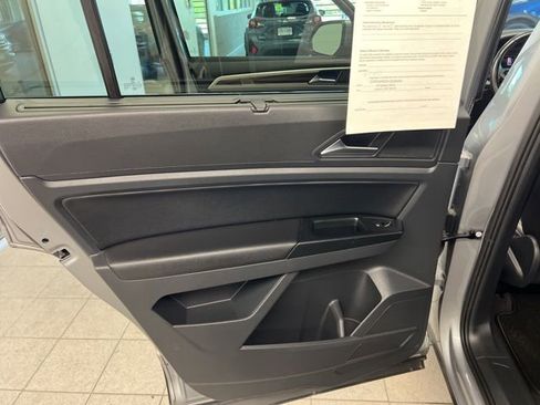 Used 2021 Volkswagen Atlas SE image 17