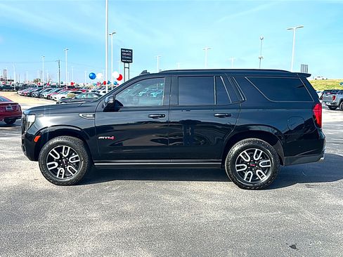 Used 2023 GMC Yukon AT4 w/ Max Trailering Package image 5