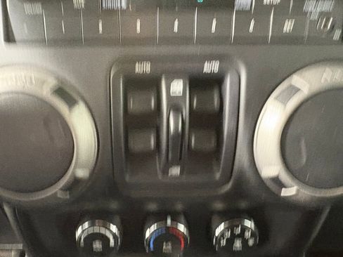 Used 2014 Jeep Wrangler Unlimited Sport w/ Quick Order Package 24S image 16