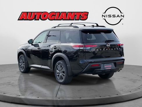 New 2026 Nissan Pathfinder SV image 5