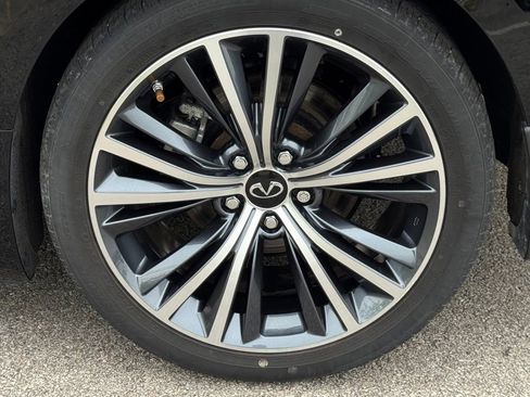 Used 2022 INFINITI Q60 3.0t Luxe w/ Essential Package AWD/4WD image 8