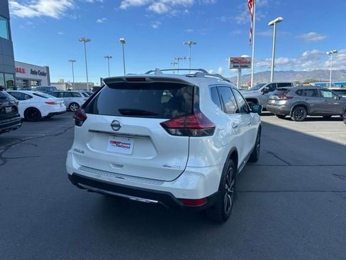 Used 2020 Nissan Rogue SL w/ Premium Package AWD/4WD image 10