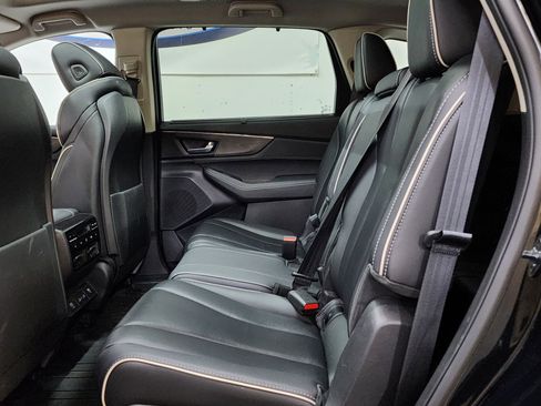 Used 2024 Acura MDX SH-AWD w/ Advance Package image 17