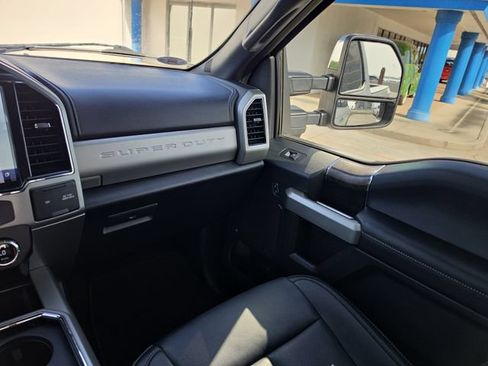 Used 2022 Ford F250 Lariat w/ Chrome Package AWD/4WD image 9