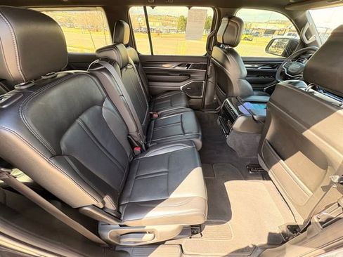 Used 2022 Jeep Wagoneer Series I w/ Convenience Group I AWD/4WD image 33