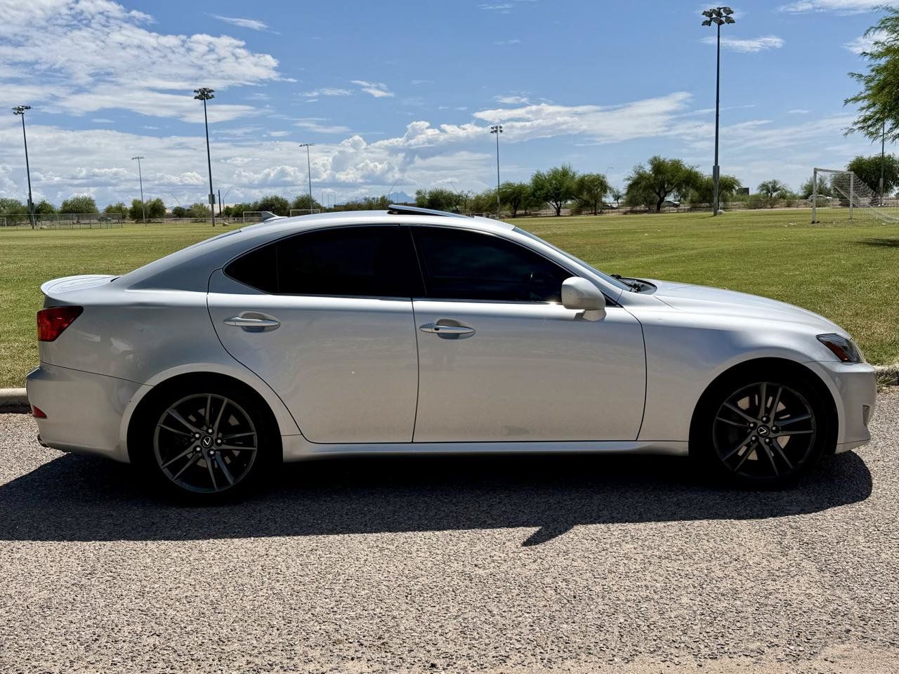 Used 2007 Lexus IS 350 RWD image 6
