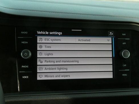 Used 2024 Volkswagen Jetta SEL image 42