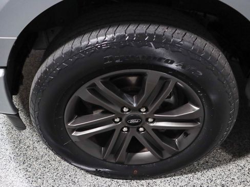 Used 2022 Ford F150 Lariat w/ Equipment Group 502A High AWD/4WD image 11