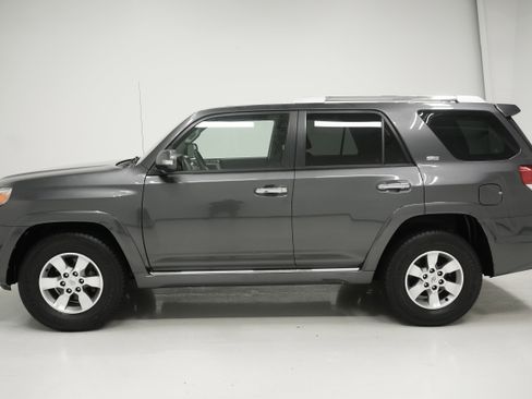 Used 2011 Toyota 4Runner SR5 w/ Convenience Pkg RWD image 7