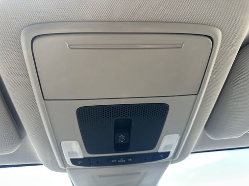 Used 2025 Honda CR-V EX image 31