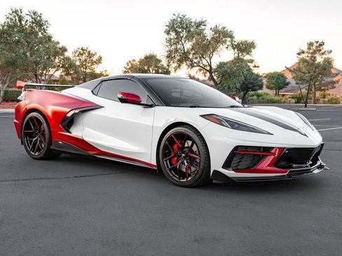 Used 2023 Chevrolet Corvette Stingray Premium Conv w/ Z51 Performance Package image 2