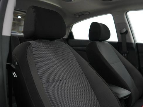 Used 2022 Hyundai Accent Limited image 12