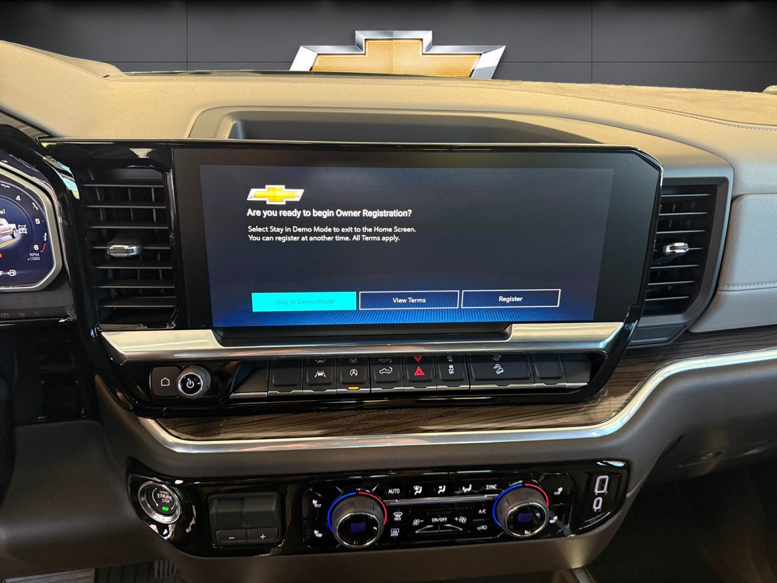 New 2026 Chevrolet Silverado 1500 LT AWD/4WD image 27