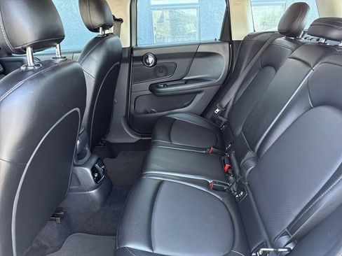 Used 2018 MINI Cooper Countryman FWD image 6