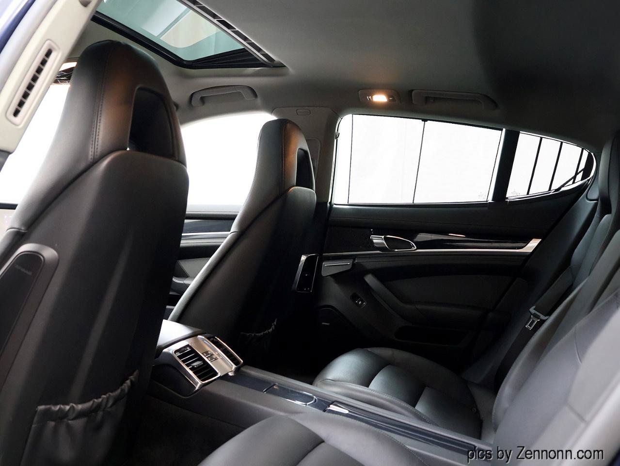 Used 2012 Porsche Panamera 4 image 14
