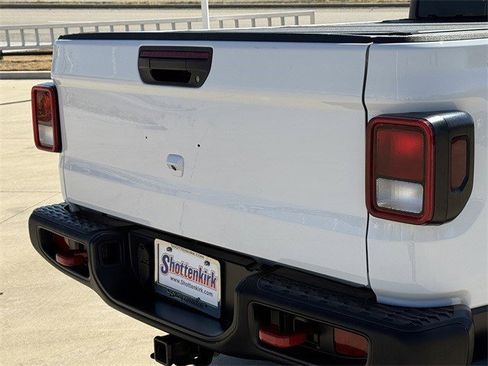 Used 2022 Jeep Gladiator Rubicon w/ Trailer Tow Package image 6